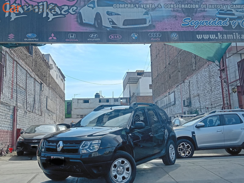**RENAULT DUSTER**