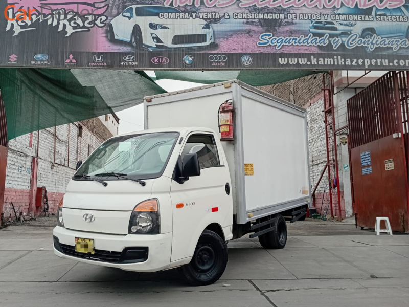 **HYUNDAI H100 TRUCK**